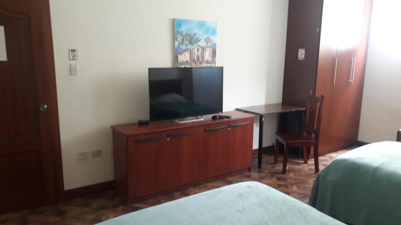 El Cardenal Hotel Лоха Екстериор снимка
